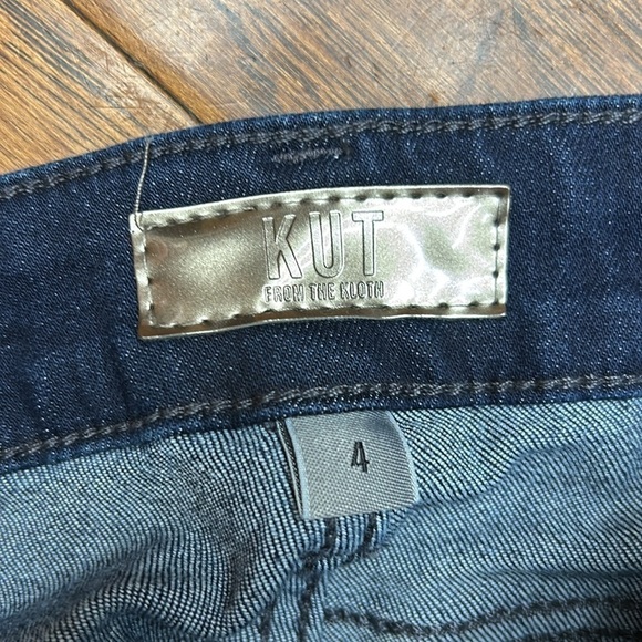 Kut from the Kloth Natalie Flare Mid Rise denim jeans - Picture 10 of 12